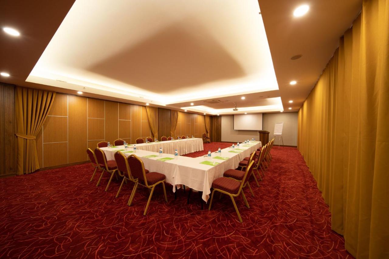 Holiday Inn - Trabzon-East By Ihg Exterior foto